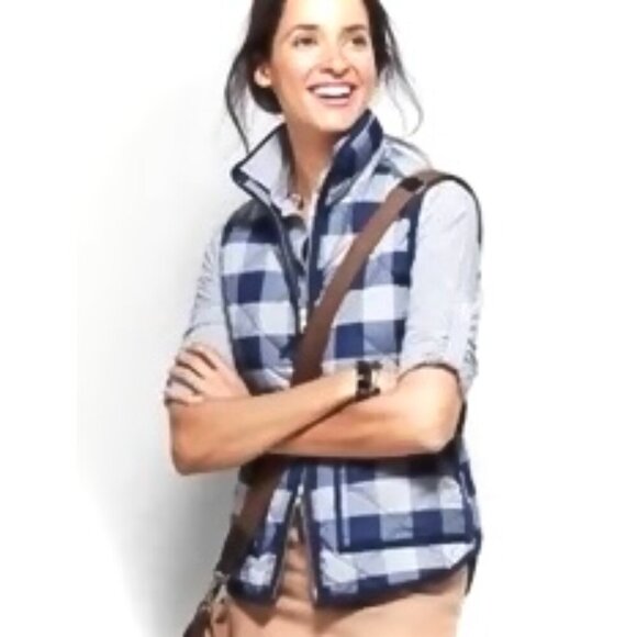 J. Crew Excursion Women's Quilted Puffer Vest Blue Buffalo Plaid Sz Medium - Picture 1 of 6